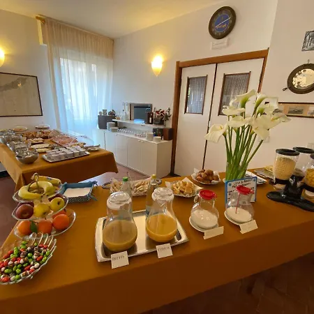 Miriam Hotel 3*