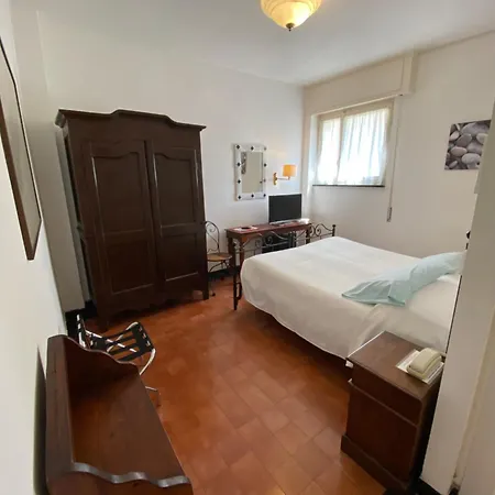Miriam Hotel 3*
